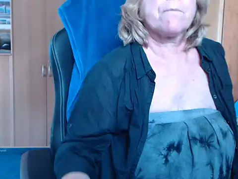Chat +18 de _sunshine__ ao vivo