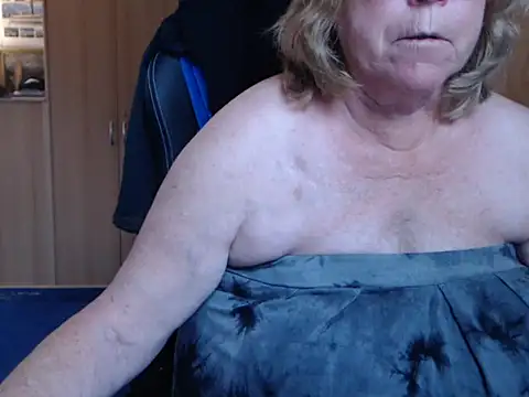 Chatroom XXX en direct de _sunshine__