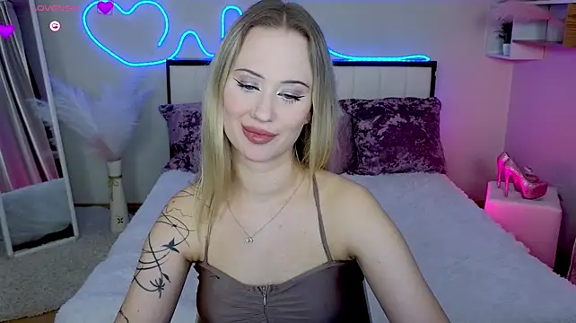 SashaBrooks Live XXX-Chat