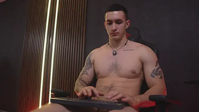 Show de JacksonOlsenn na webcam