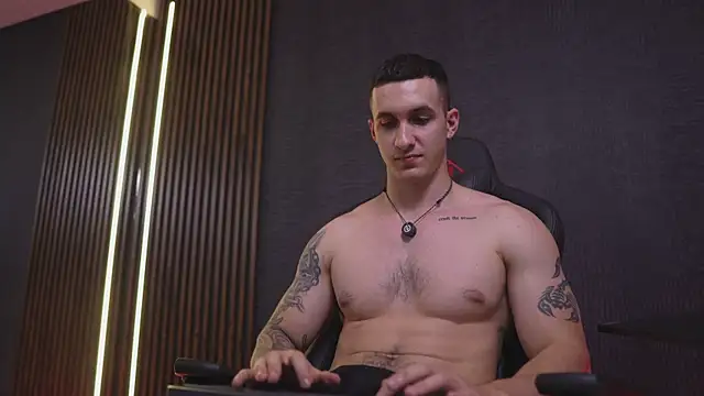 JacksonOlsenn webcam show