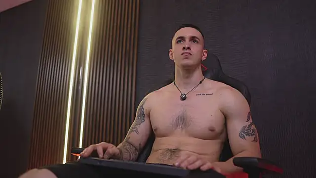 Show de JacksonOlsenn na webcam