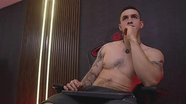JacksonOlsenn Show Webcam