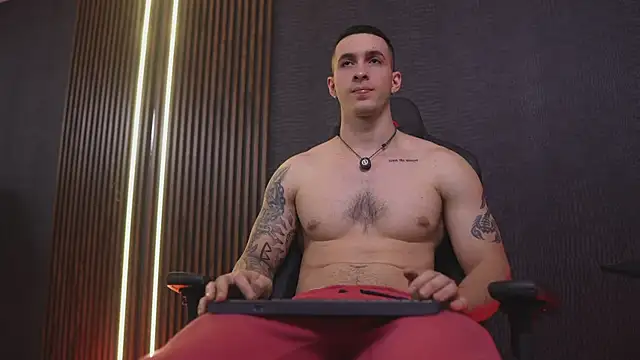 Show de JacksonOlsenn na webcam
