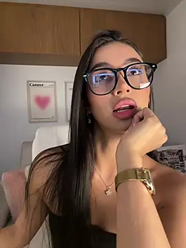 maddy_bronw_'s Live XXX Chat
