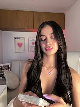 maddy_bronw_ Adlı Modelin Canlı XXX Sohbeti