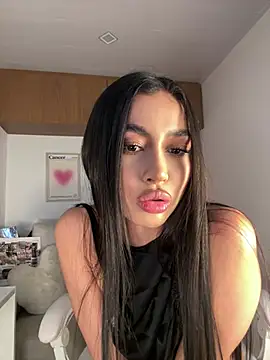 maddy_bronw_'s Live XXX Chat