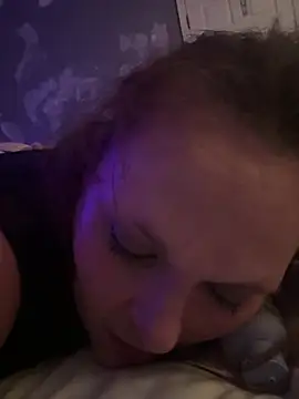 Pokazy przed kamerką – badbish777
