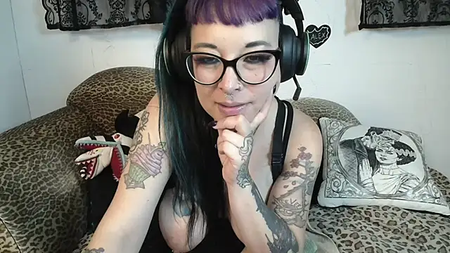 Missy-Dee: вебкам-шоу