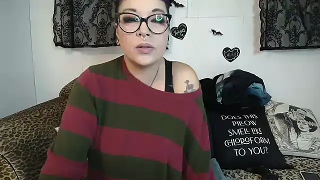 Missy-Dee's Webcam Show