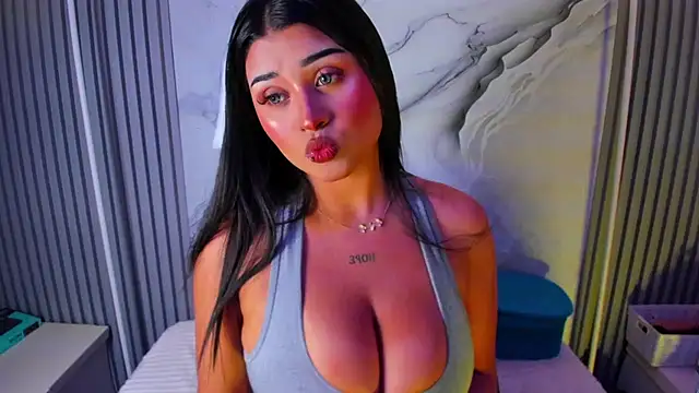 Chat +18 de venusowen_ ao vivo