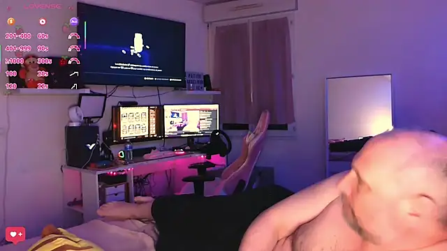 __--__Bambi__X__OFF__--__ Show in webcam