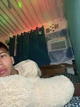 sexyboyandrs Show in webcam