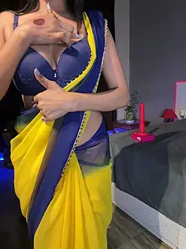 Hot_royalbhabhi's Live XXX Chat