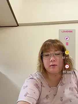 SAKU-RA-chan live XXX chat