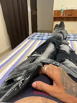 הופעת וובקאם של Big_dick_dog