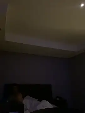 OLGAYLUK – Naživo chatovacia miestnosť