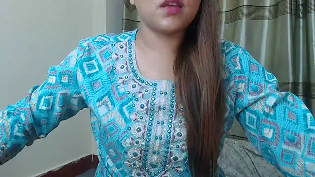 kaira_sharma2026のライブXXXチャット