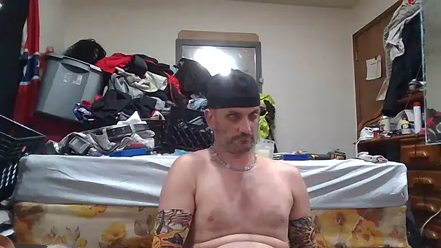 הופעת וובקאם של slinginbigD