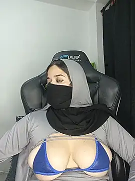 janna_isa's Webcam Show