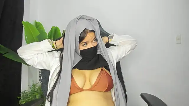 Czat XXX na żywo – janna_isa