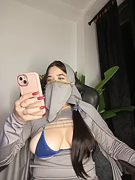 janna_isa Pertunjukan Webcam