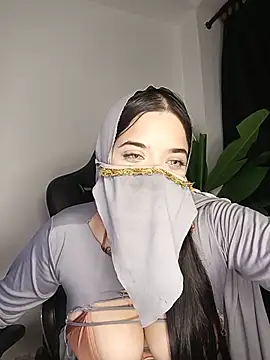 janna_isa élő XXX-chatje