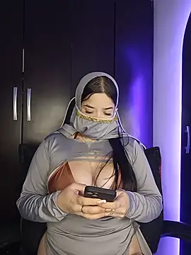 janna_isa's Webcam Show