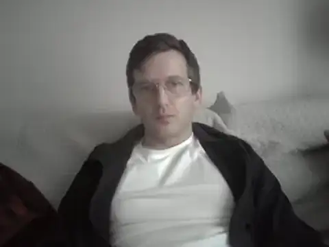 Show modela billiekong na web-kameri