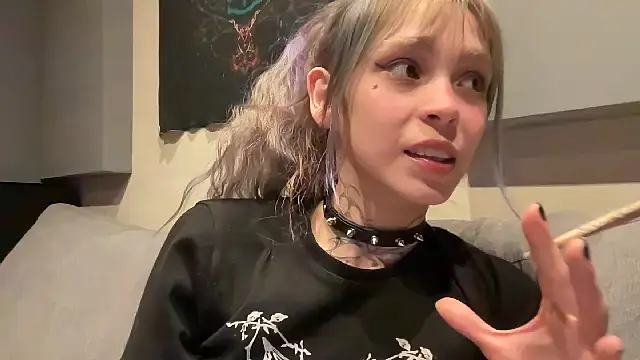 loletabb Pertunjukan Webcam
