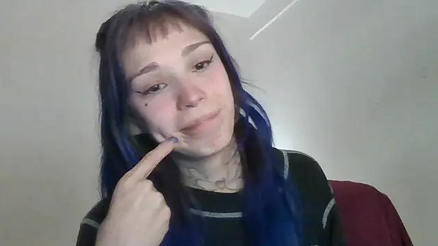 loletabb Show in webcam