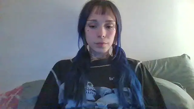loletabb Show in webcam
