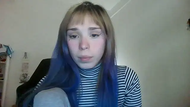 loletabb élő XXX-chatje