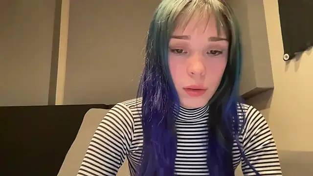הופעת וובקאם של loletabb