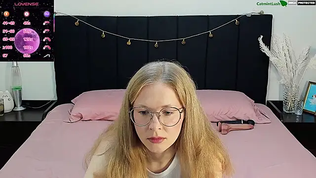 CatmintLush Chat XXX in diretta