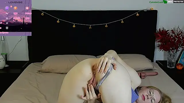 CatmintLush's Live XXX Chat