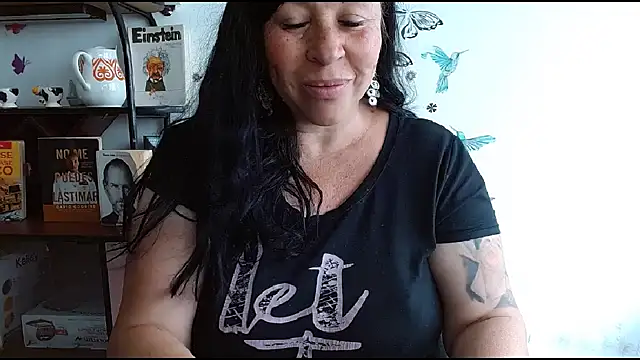 LauraMallioni 실시간 채팅방