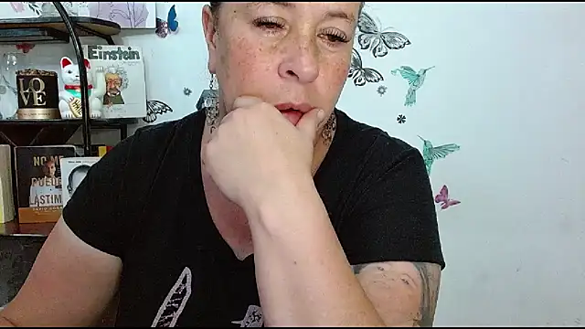 LauraMallioni Live XXX-Chat