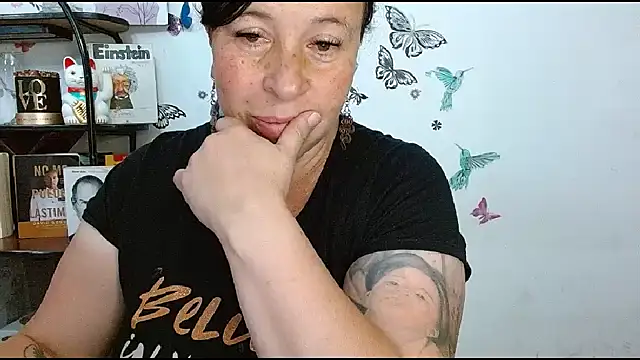 Онлайн чат XXX LauraMallioni