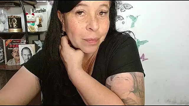 LauraMallioni – webcam-show