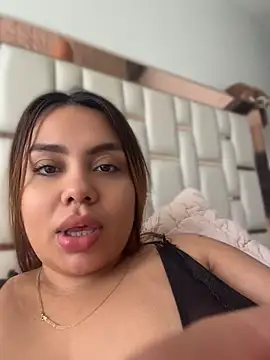 valeria2019hot's Webcam Show
