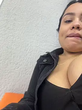 valeria2019hot Chat XXX live