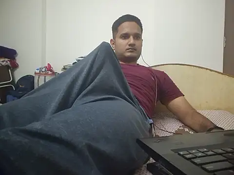 IM_NAUGHTY_JONn Webbikameraesitys