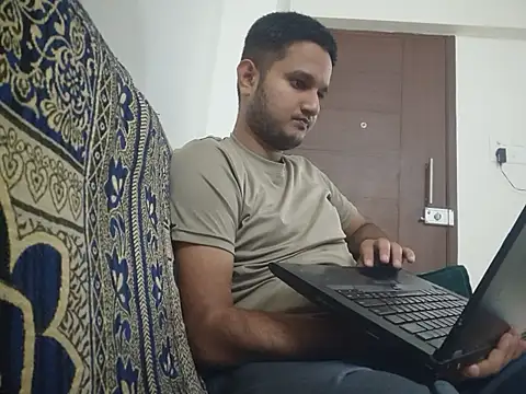 عرض كام IM_NAUGHTY_JON