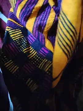 YourAadhyan Webbikameraesitys