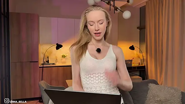 PollyAgata's Webcam Show