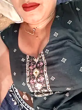 MissGitanjali Show in webcam