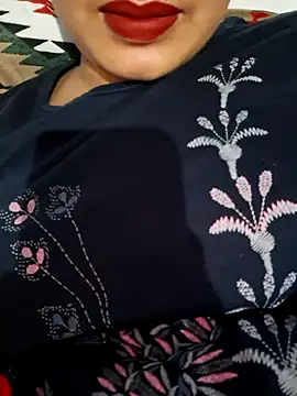 MissGitanjali élő XXX-chatje