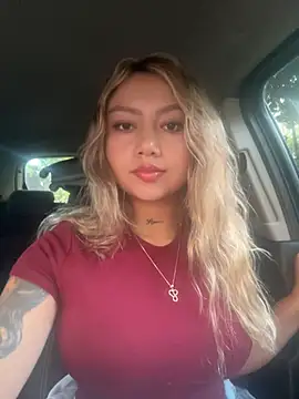 Вебкам-шоу amanda-medrano1