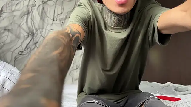 Arteemiiis 라이브 XXX 채팅